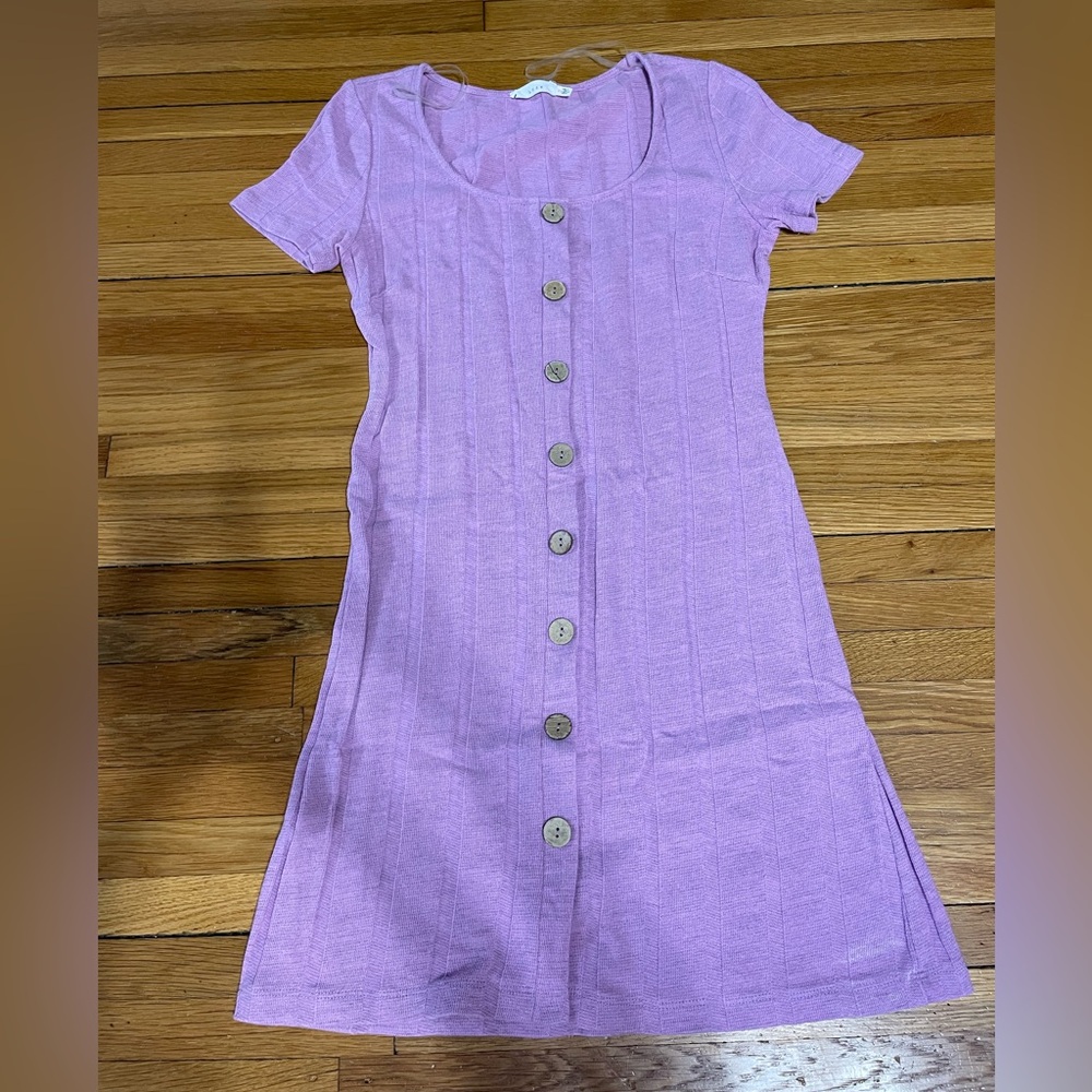 Women’s size M fitted dress.